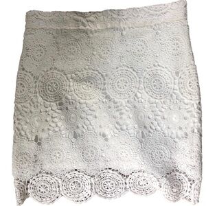 Zara Trafaluc White Crochet Mini Skirt White Sz. S Lined Exposed Zipper Summer